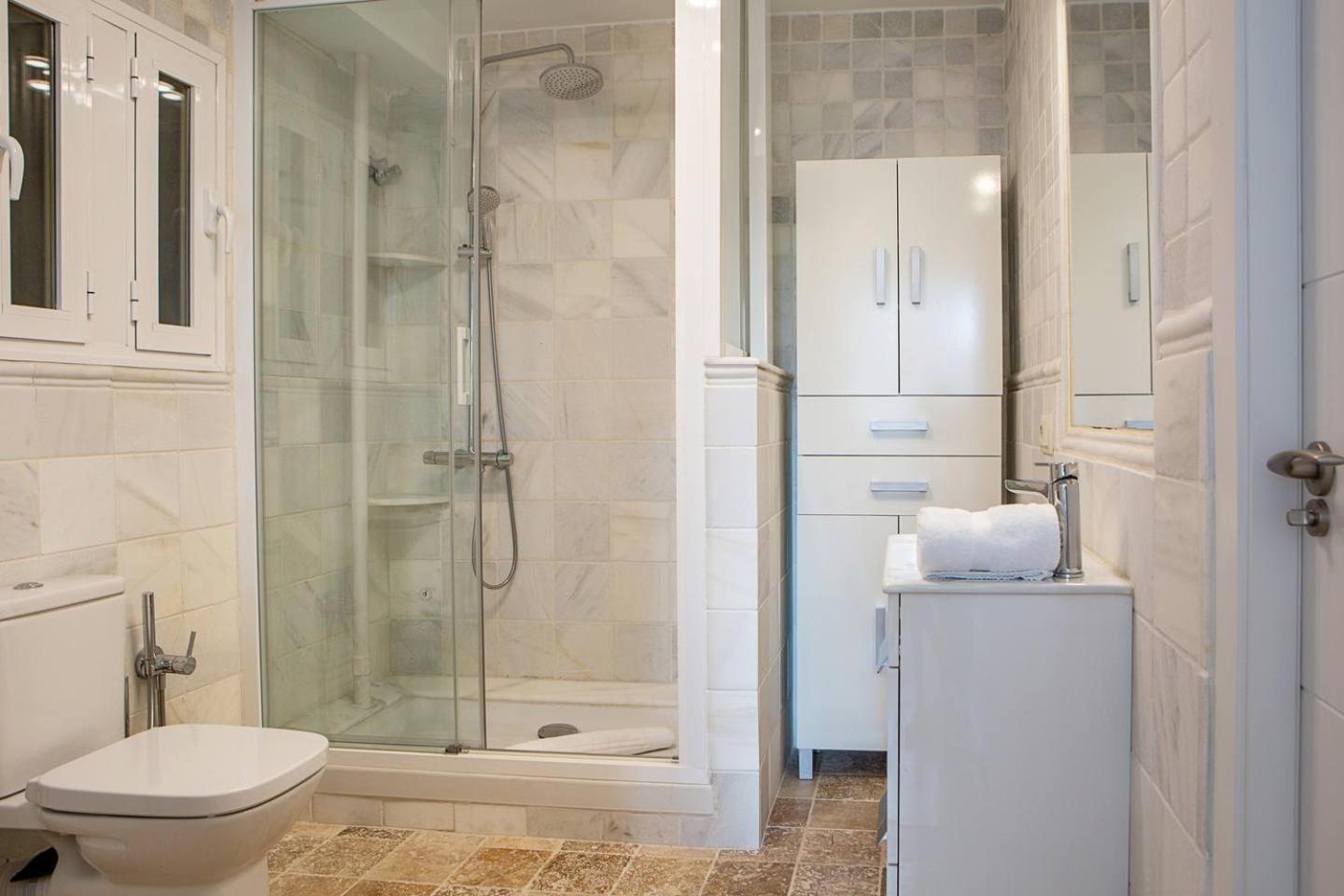 Modern 2 Bed Near Las Ventas Appartamento *
