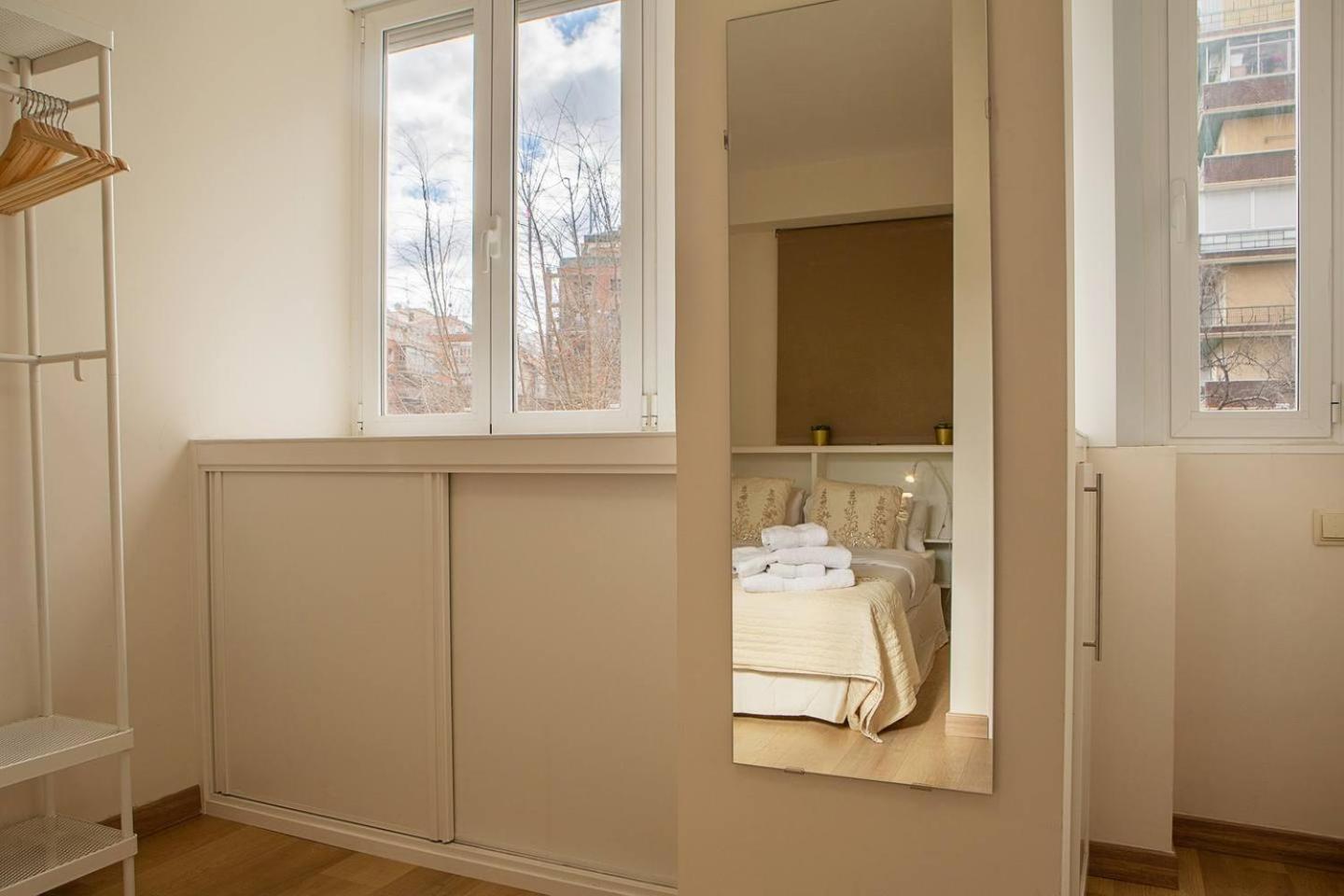 Appartamento Modern 2 Bed Near Las Ventas Madrid